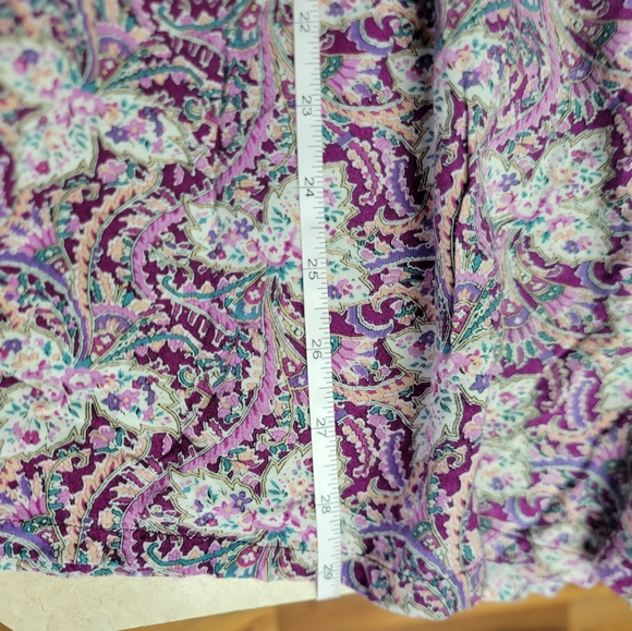 🛒🛍️💥Gently used Blair medium plum scroll midi skirt beautiful purple print - Picture 9 of 10